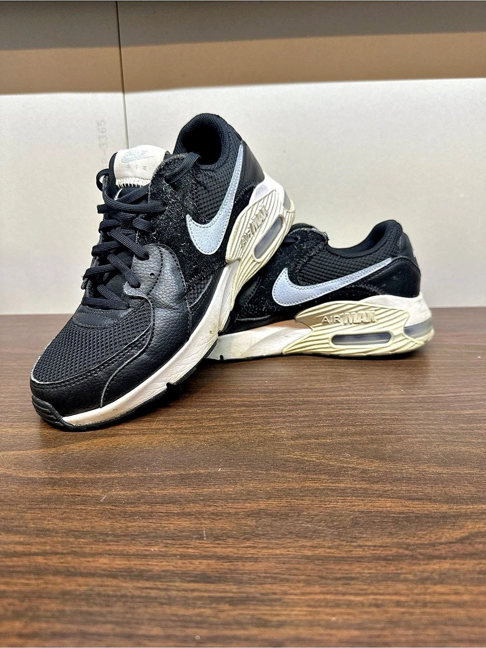Nike Air Max Excee Black & White Sneakers US 7.5